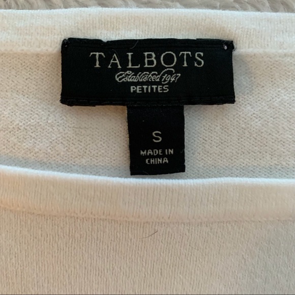 ❤️🔥❤️🔥HP❤️🔥❤️🔥 3 for $15. Talbots white short sleeve t-shirt. Size SP. - Picture 2 of 2